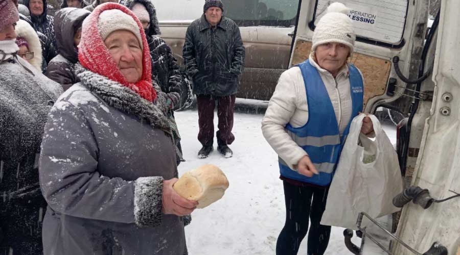 Два роки боротьби з голодом: місцева пекарня разом з «Операцією Благословіння» безоплатно забезпечує хлібом малозабезпечених Донеччини